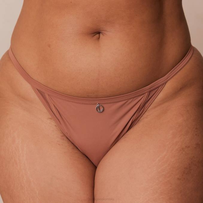 Conjunto clásico de sujetador tipo camiseta con escote pronunciado y tanga/braguitas mujer moca Lounge ropa interior R88Z121