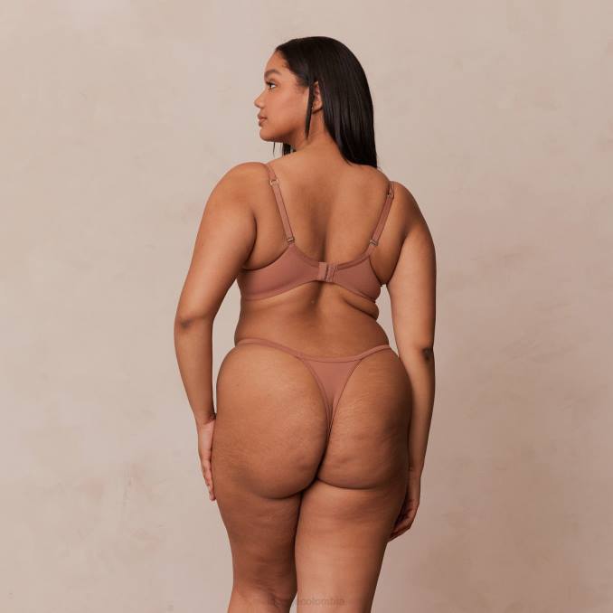 Conjunto clásico de sujetador tipo camiseta con escote pronunciado y tanga/braguitas mujer moca Lounge ropa interior R88Z121